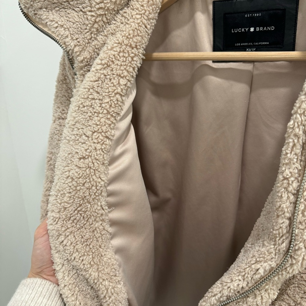 Lucky Brand Tan Teddy Zip Up Jacket - Size XS - Picture 15 of 15